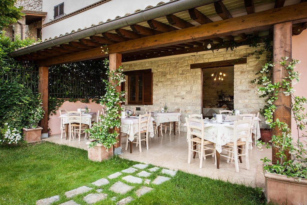 Country House Poggio Fiorito Assisi Eksteriør billede